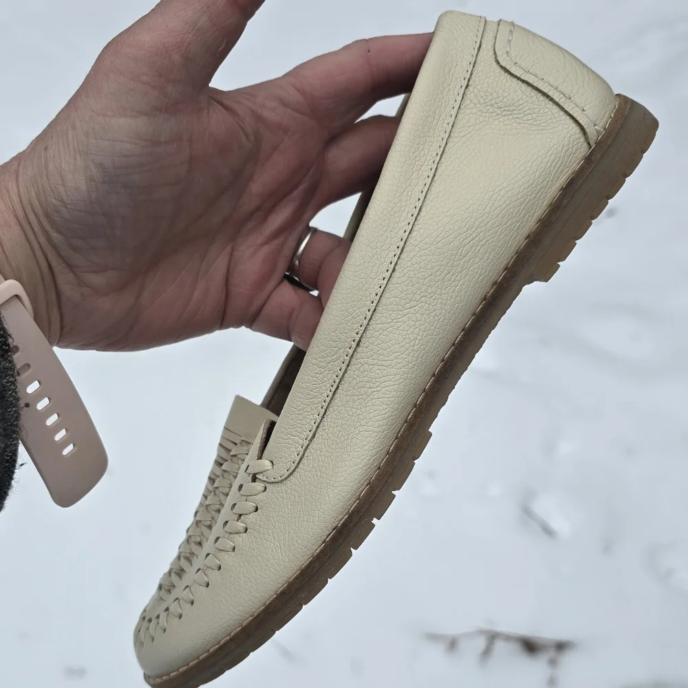 Sofft Leather Woven Slip On Flat Loafer Moccasin Creme  Size 7.5 Comfort NEW - Picture 6 of 7